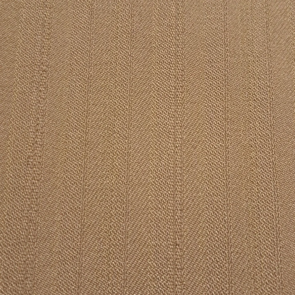 Classic Woman's Dress Pants in Beige Sleek classic feel and look - Picture 5 of 7